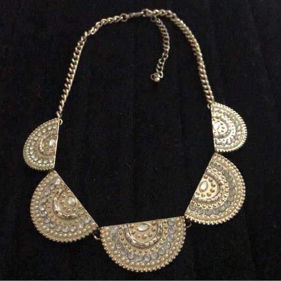Elegant Art Deco Gold Statement Necklace with crystals and pearls - Picture 2 of 7